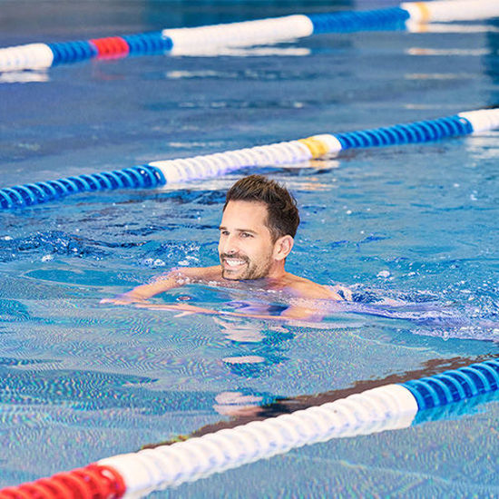 Bild von Erwachsene Anfänger Brustschwimmen